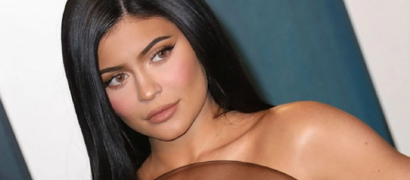 Κάιλι Τζένερ: Το νέο της λουκ που εντυπωσίασε τον NBAer Ντάμιαν Λίλαρντ